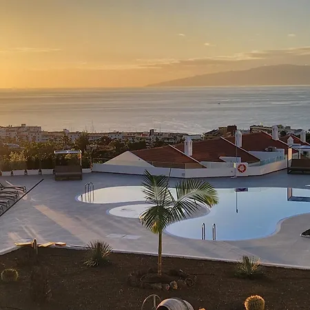 Modern new apartment in Costa Adeje Appartement