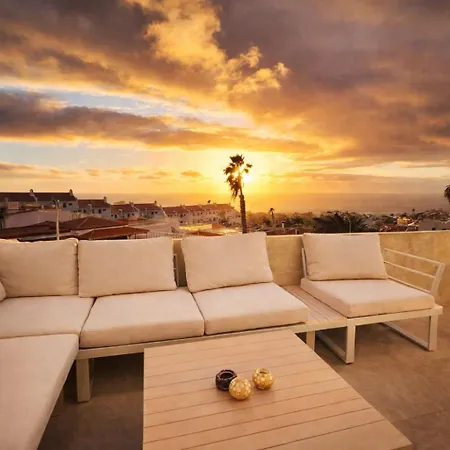 Sea View Modern Lejlighed